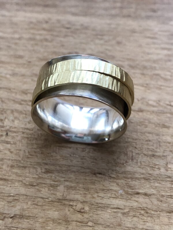 SOLD Sterling silver spinner ring