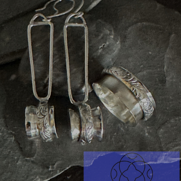 Earring and ring matching set